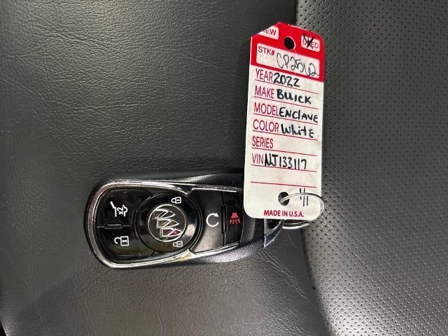 2022 Buick Enclave Essence