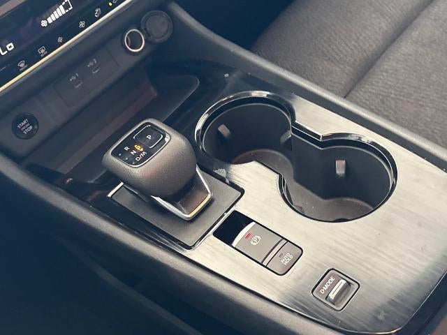 2025 Nissan Rogue SV FWD