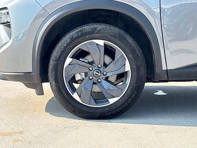 2025 Nissan Rogue SV FWD