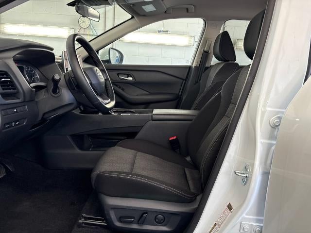 2025 Nissan Rogue SV FWD