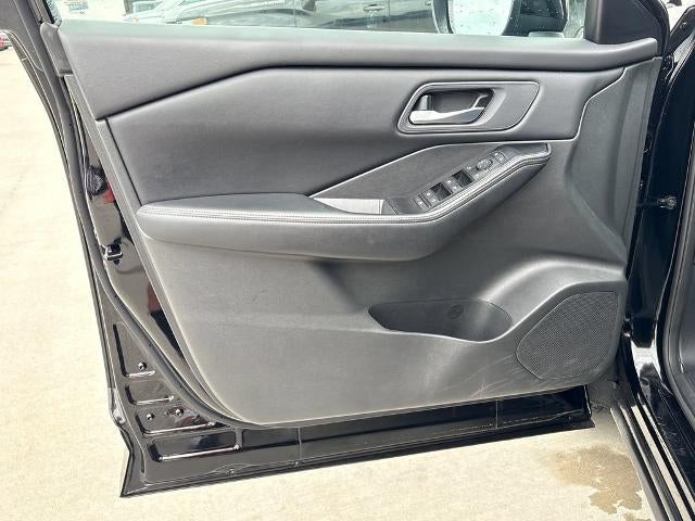 2025 Nissan Rogue SV FWD