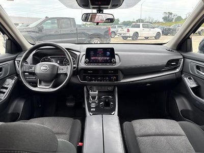 2025 Nissan Rogue SV FWD