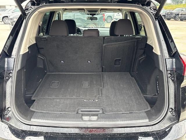 2025 Nissan Rogue SV FWD