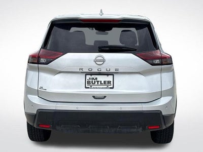 2025 Nissan Rogue SV FWD
