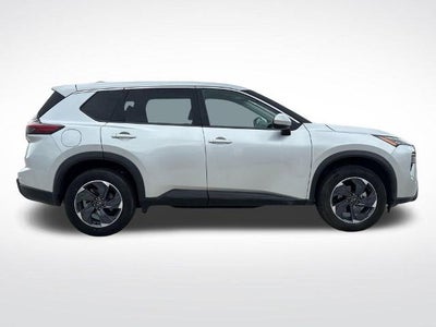 2025 Nissan Rogue SV FWD