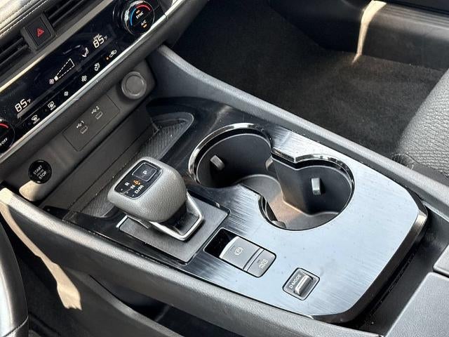 2025 Nissan Rogue SV FWD