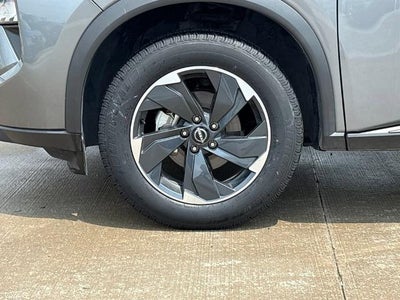2025 Nissan Rogue SV FWD