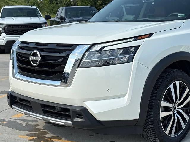 2024 Nissan Pathfinder Platinum 4WD