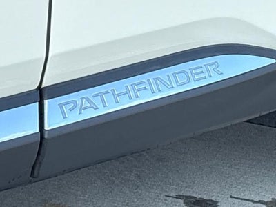 2024 Nissan Pathfinder Platinum 4WD