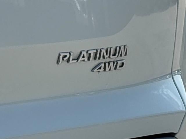 2024 Nissan Pathfinder Platinum 4WD