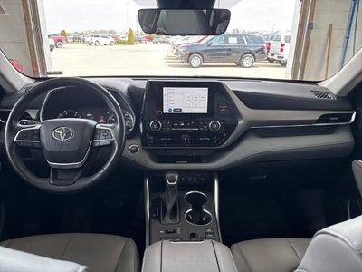 2023 Toyota Highlander XLE