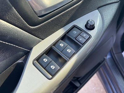 2019 Toyota Sienna SE 8 Passenger