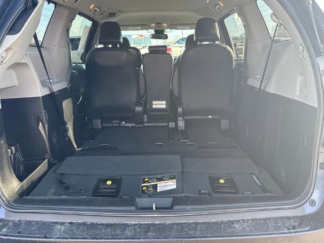 2019 Toyota Sienna SE 8 Passenger