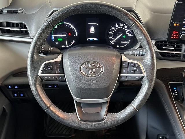 2023 Toyota Sienna XLE