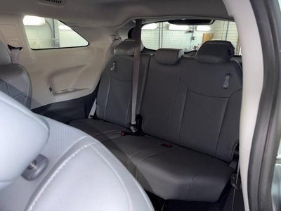 2023 Toyota Sienna XLE