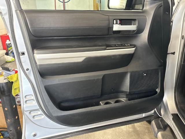 2016 Toyota Tundra Limited 5.7L V8