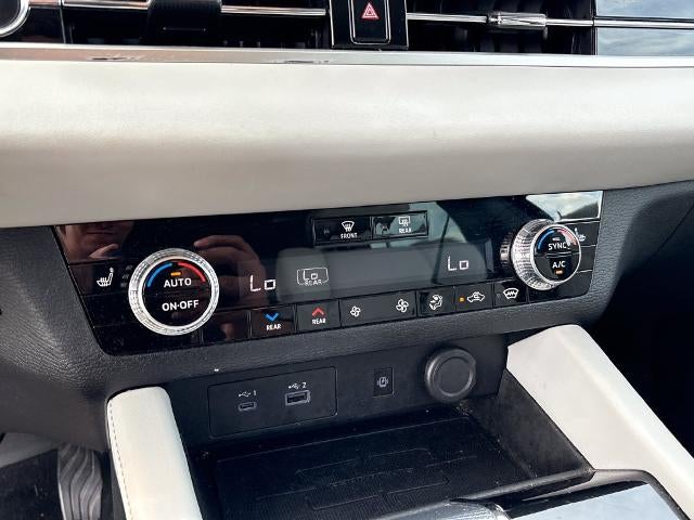 2023 Mitsubishi Outlander PHEV SEL