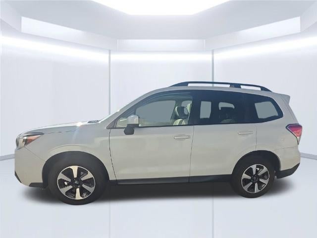 Used 2017 Subaru Forester Premium with VIN JF2SJAEC1HH408391 for sale in Centralia, MO