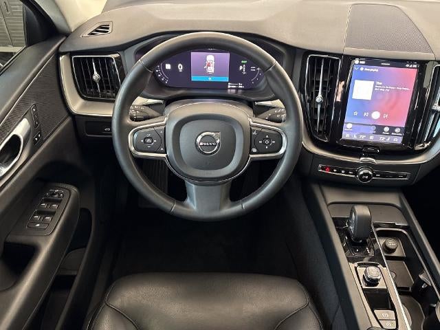 2024 Volvo XC60 Recharge Plug-In Hyb Core Dark Theme