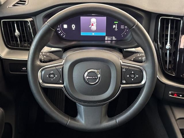 2024 Volvo XC60 Recharge Plug-In Hyb Core Dark Theme