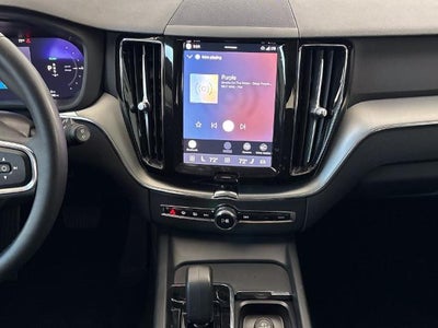 2024 Volvo XC60 Recharge Plug-In Hyb Core Dark Theme
