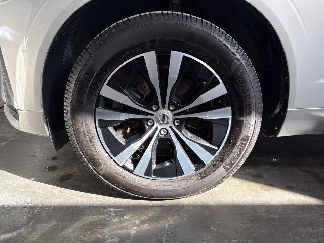 2024 Volvo XC60 Recharge Plug-In Hyb Core Dark Theme
