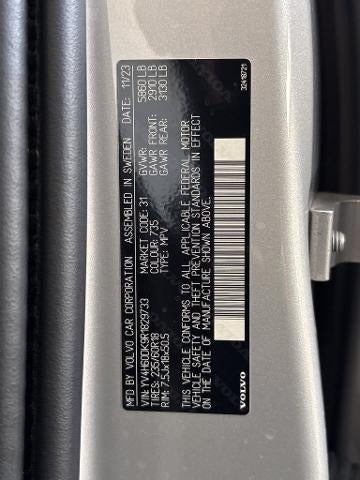 2024 Volvo XC60 Recharge Plug-In Hyb Core Dark Theme
