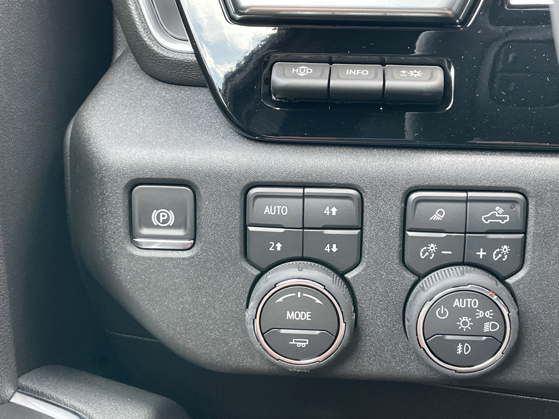 2025 Chevrolet Silverado 3500 HD High Country