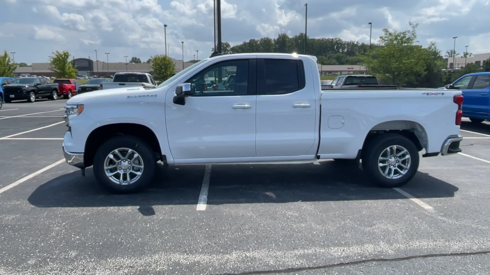 2026 Chevrolet Silverado 1500 LT (2FL)