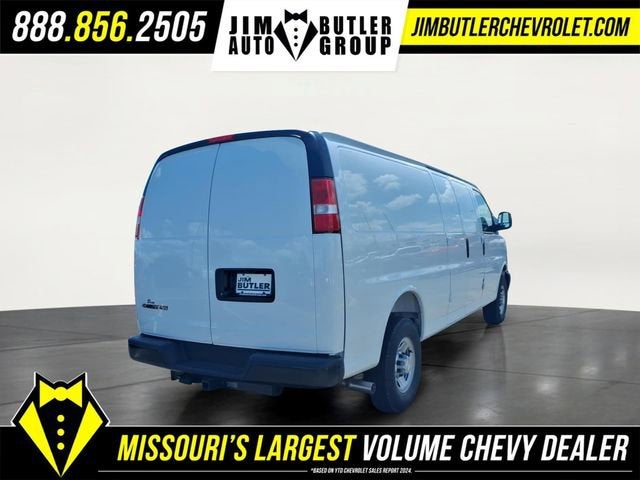 2026 Chevrolet Express Cargo WT