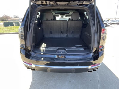 2025 Chevrolet Suburban High Country