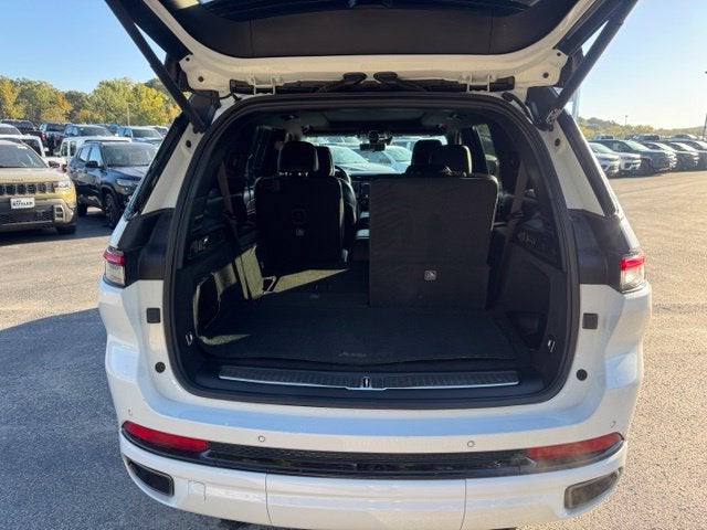 2023 Jeep Grand Cherokee L Summit