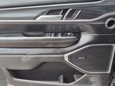 2023 Jeep Wagoneer L Base