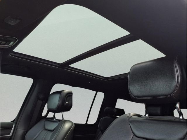 2023 Jeep Wagoneer L Base
