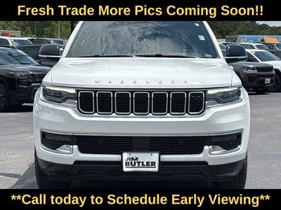 2023 Jeep Wagoneer Base
