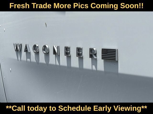 2023 Jeep Wagoneer Base