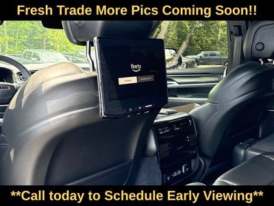 2023 Jeep Wagoneer Base