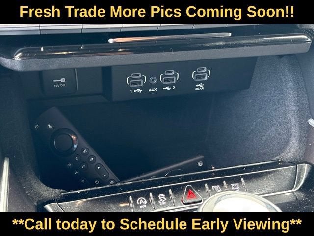 2023 Jeep Wagoneer Base