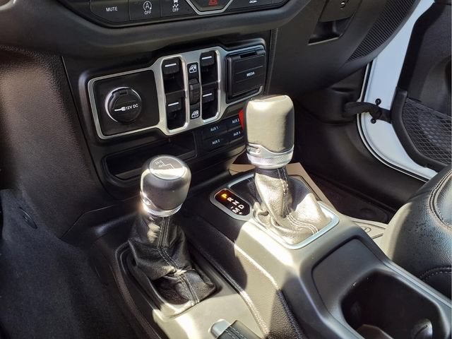2025 Jeep Gladiator High Tide