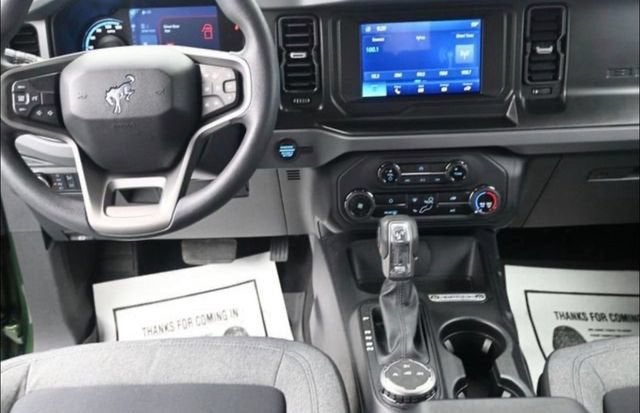 2023 Ford Bronco Base