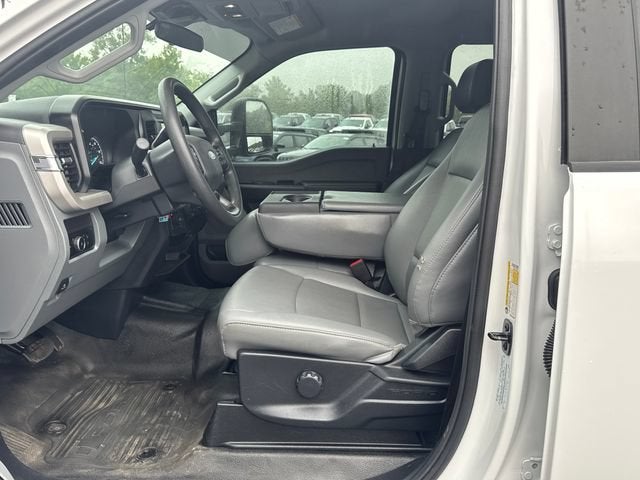 2026 Ford Super Duty F-350 DRW XL