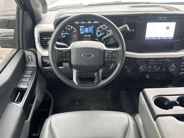 2026 Ford Super Duty F-350 DRW XL