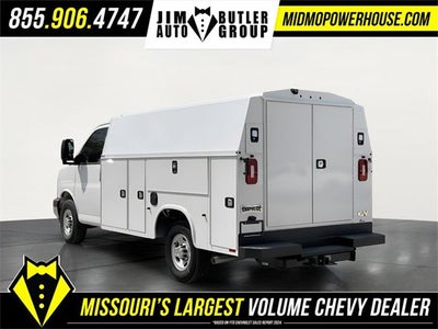 2025 Chevrolet Express Cutaway 3500 1WT