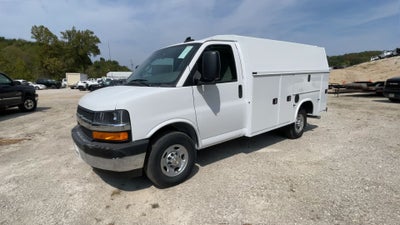 2025 Chevrolet Express Cutaway 3500 1WT