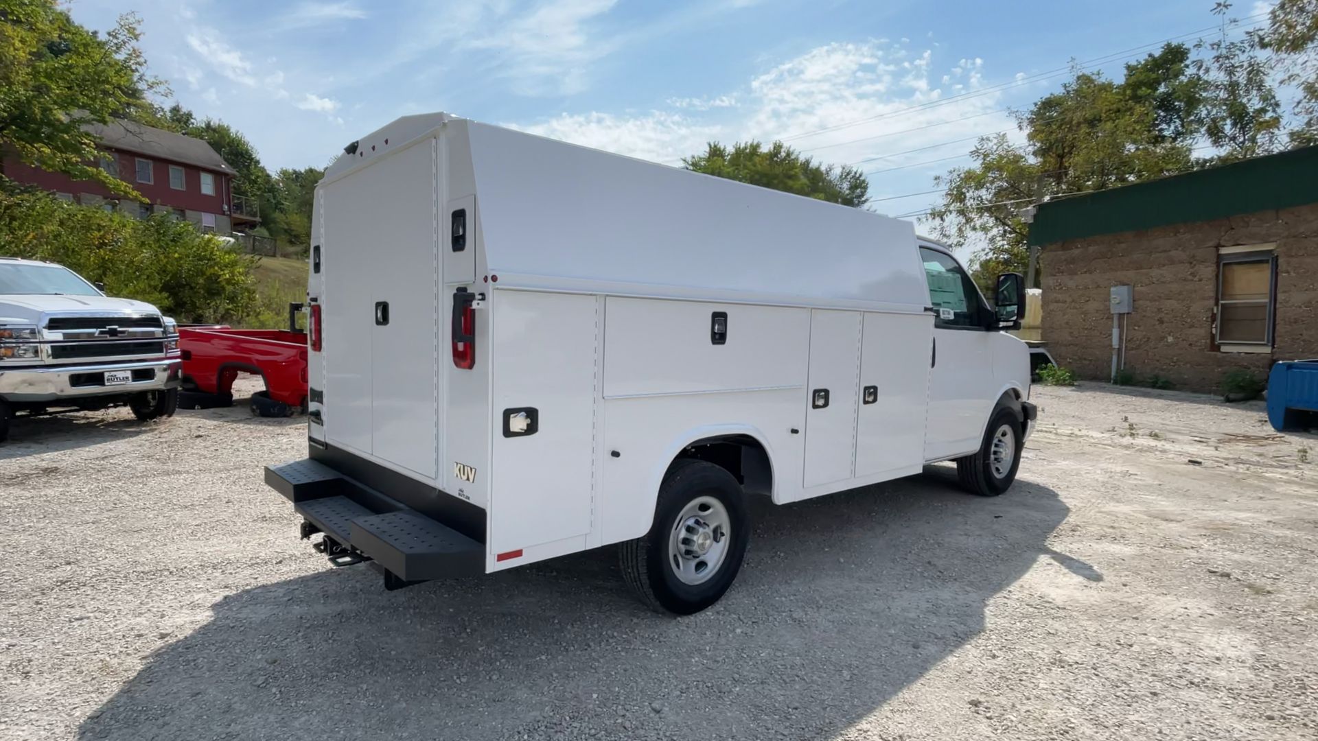 2025 Chevrolet Express Cutaway 3500 1WT