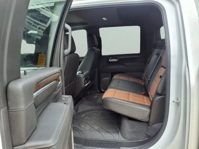 2025 Chevrolet Silverado 3500 HD High Country DRW