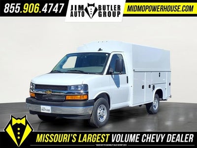 2026 Chevrolet Express Cutaway 3500 1WT