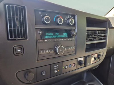 2026 Chevrolet Express Cutaway 3500 1WT