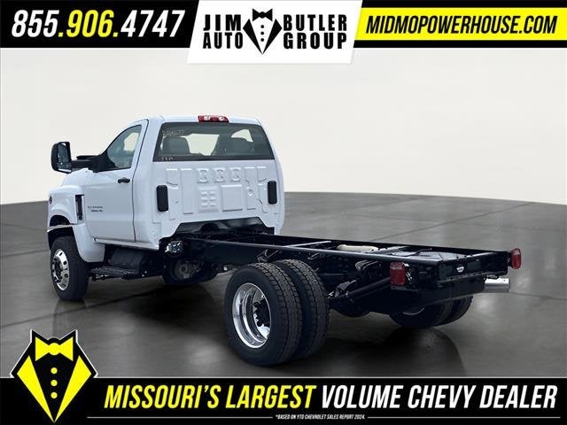 2024 Chevrolet Silverado 5500 HD Work Truck