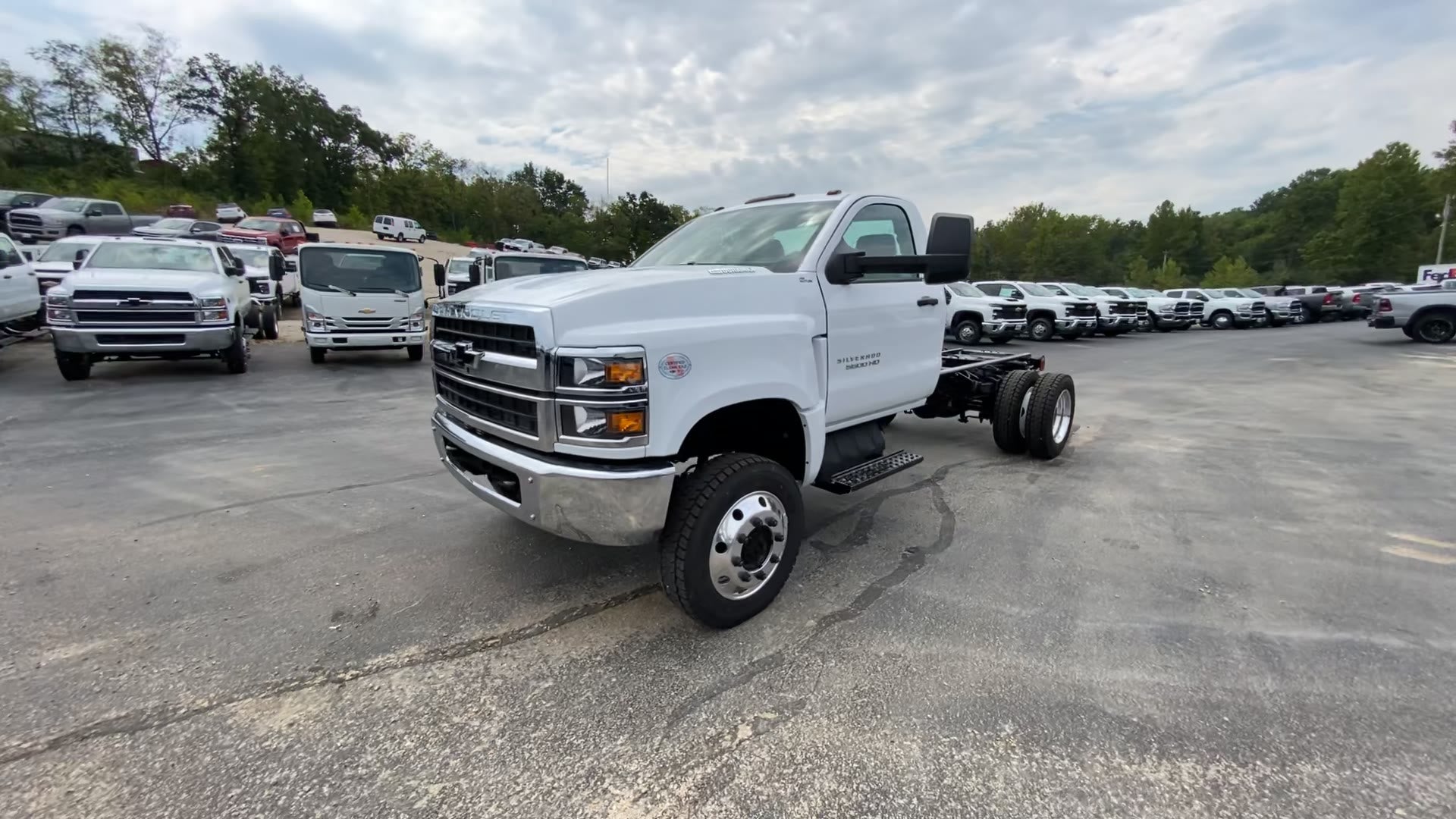 2024 Chevrolet Silverado 5500 HD Work Truck